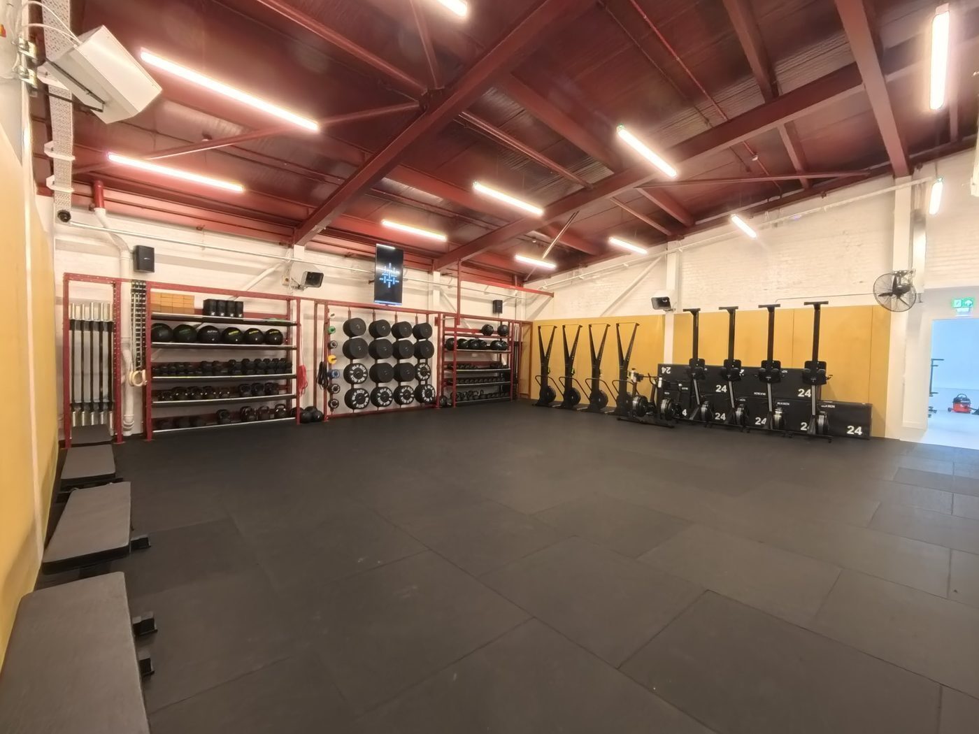 Gymnasium SE17 | Gym on Walworth Road — Walworth, Camberwell & Kennington